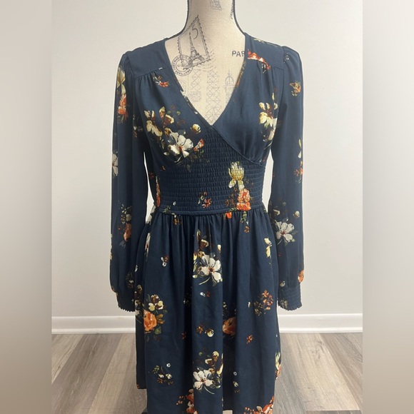 Long Sleeve Floral Dress! - Picture 3 of 15